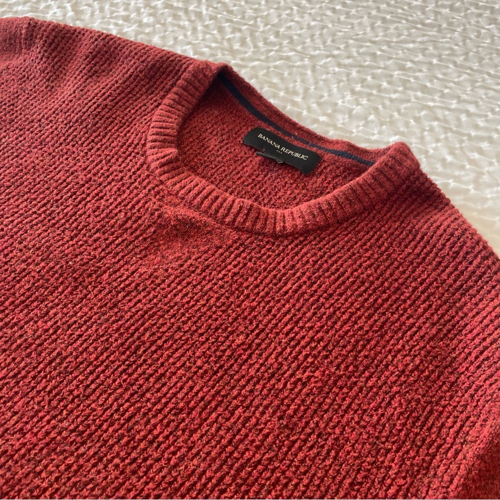 Banana Republic Men's Deep Orange Crewneck‎ Sweater